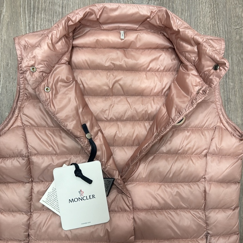 MONCLER Puffer Vest - Picture 3 of 4